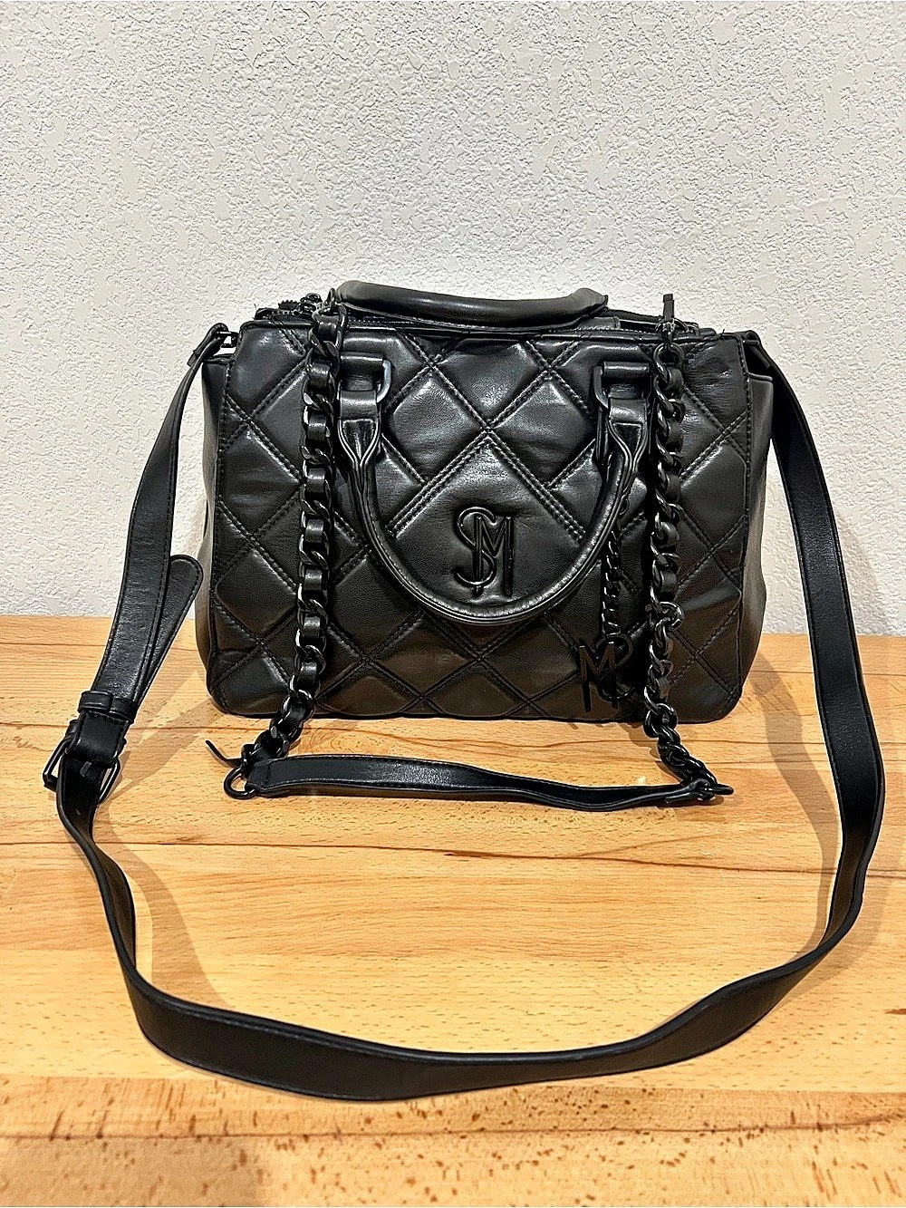 Steve Madden Quilted Shoulder Bag in Black